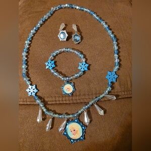 Disney Parks Elsa Frozen Jewelry Set Princess Necklace Bracelet Clip Earrings
